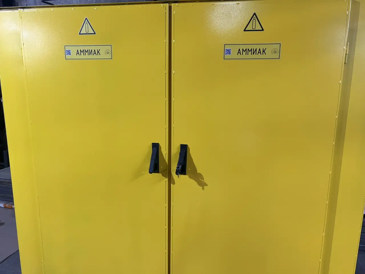 Рампа аммиачная в утепленном шкафу